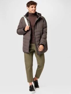 STOY Outdoor Jassen Functionele Jas Heren Aardetinten -Herenkleding 0451b0f05f8dc9def26b4b9fde0d0f7d