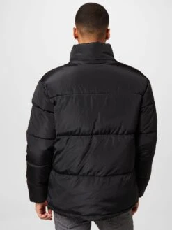 COLOURFUL REBEL Winterjassen Winterjas Finch Heren Zwart -Herenkleding 0a1715c94d6fff706c12b5b9773106e1