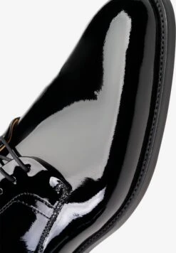 Nette Schoenen Veterschoen Marshall PD Heren Zwart -Herenkleding 14738afd18dae2697b50217a6510640e