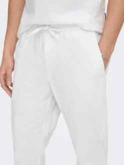Only & Sons Pantalons Tapered Broek LINUS Heren Wit -Herenkleding 235f90c676f2596c567cc9657861e70f
