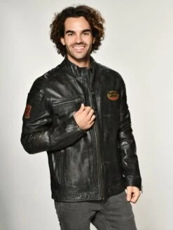 Mustang Leren Jassen Tussenjas Varberg Heren Donkerbruin 9 Mustang Leren Jassen Tussenjas Varberg Heren Donkerbruin -Herenkleding 473fd1ab60de65a41487a72a1b7867cc