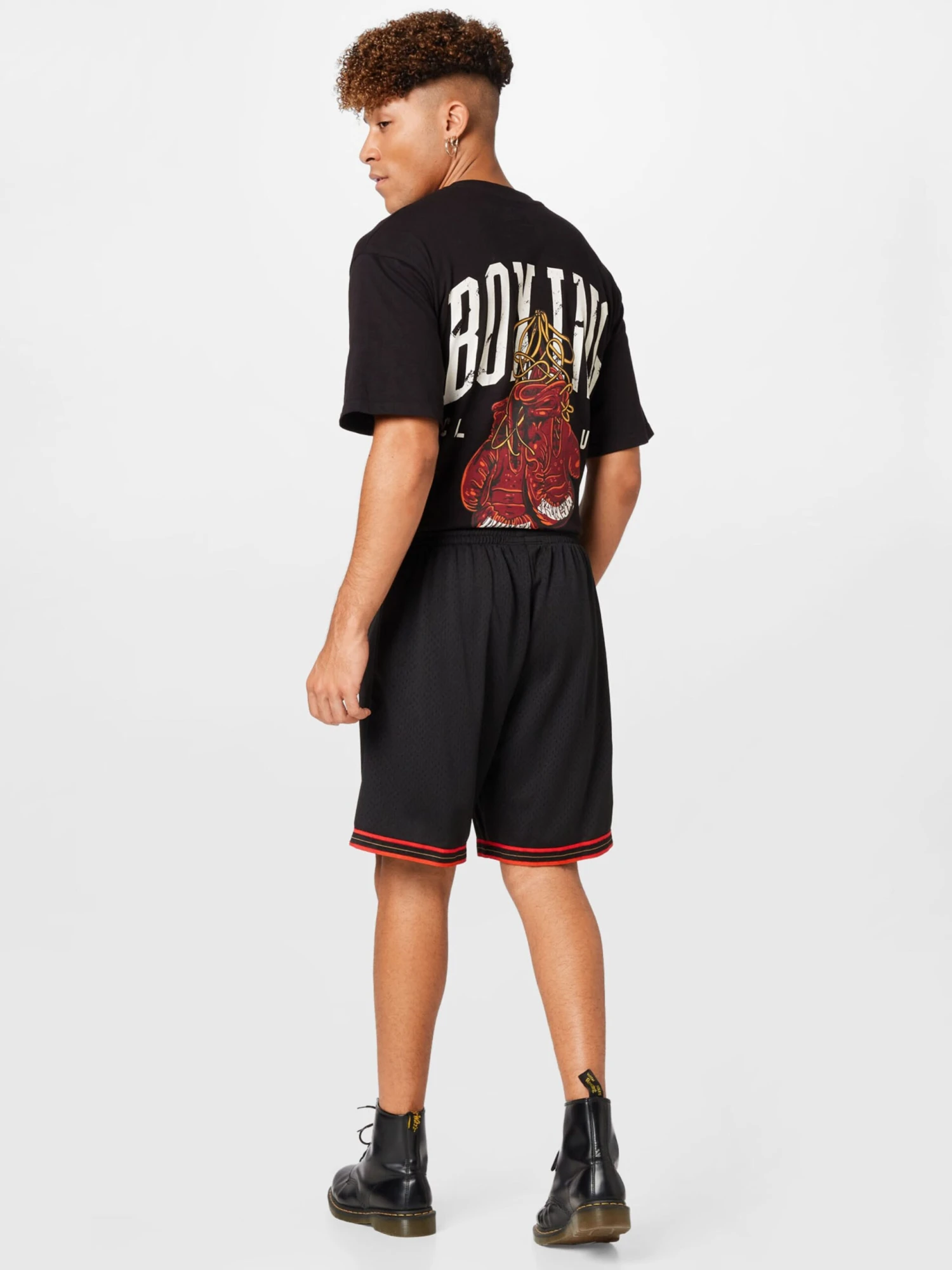 Mitchell & Ness Shorts Loosefit Functionele Broek Heren Zwart 4 Mitchell & Ness Shorts Loosefit Functionele Broek Heren Zwart - Afbeelding 4