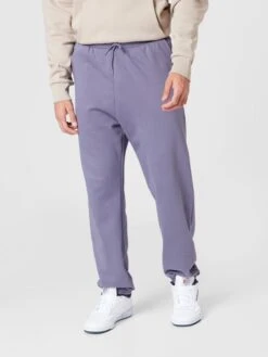 WEEKDAY Sweatpants Tapered Broek Heren Sering 7 WEEKDAY Sweatpants Tapered Broek Heren Sering -Herenkleding 770fbc02c6457449b86a8ccfa9d47ce8