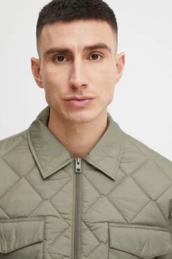 Solid Tussenjassen Tussenjas Erhard Heren Donkergroen 9 Solid Tussenjassen Tussenjas Erhard Heren Donkergroen -Herenkleding ab7d86ef815aa33a3f03d687bbbd11a7