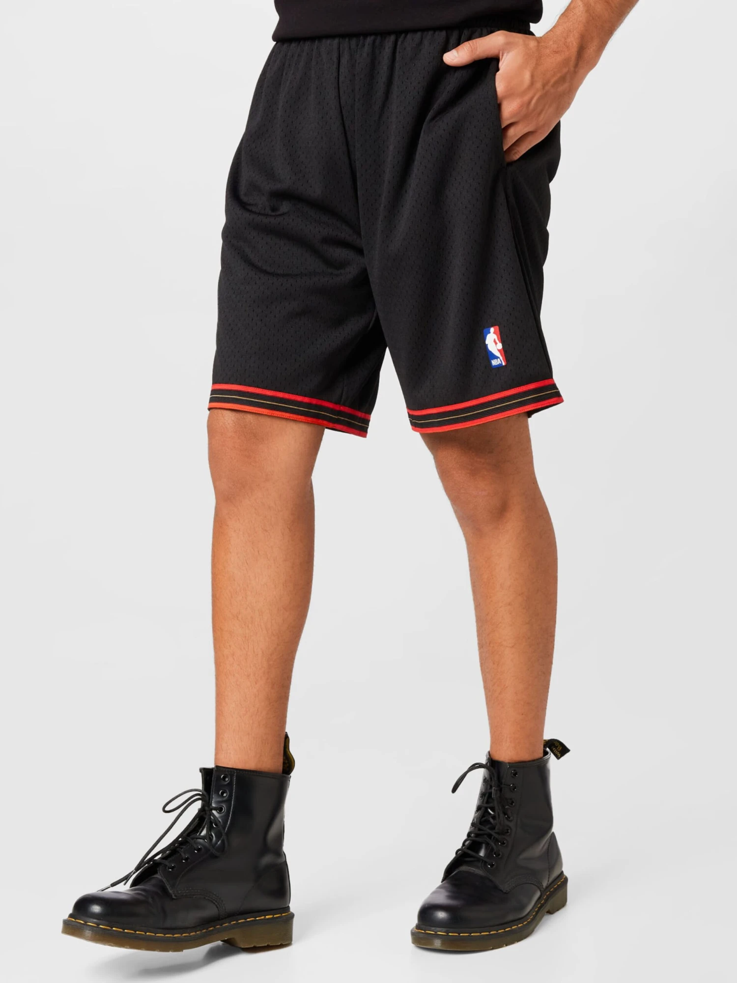 Mitchell & Ness Shorts Loosefit Functionele Broek Heren Zwart 3 Mitchell & Ness Shorts Loosefit Functionele Broek Heren Zwart - Afbeelding 3